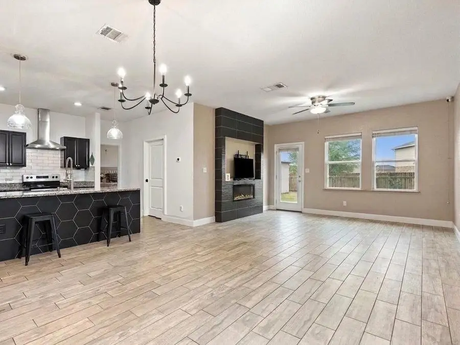 19009 Nathan Scott Way, Manor, TX 78653 - #3