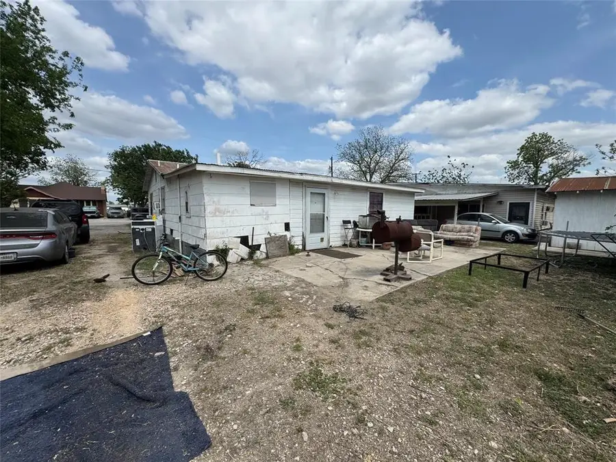 145 N Kowald Ln, New Braunfels, TX 78130 - Image #3