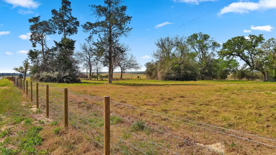 3669 County Road 326, Lexington, TX 78947 - #3