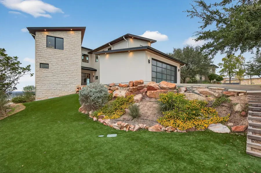 209 Dalton Cir, Horseshoe Bay, TX 78657 - Image #2