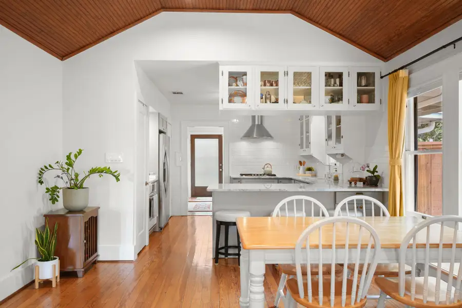 517 E 38th 1/2 St, Austin, TX 78751 - #3