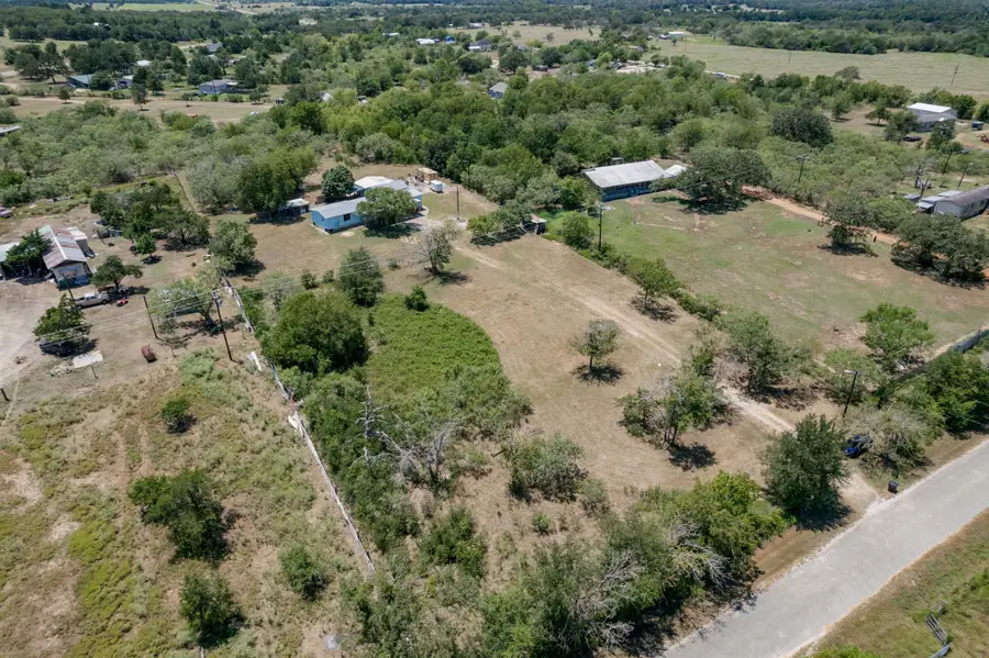 147 Community Center Rd, Rosanky, TX 78953 - #2