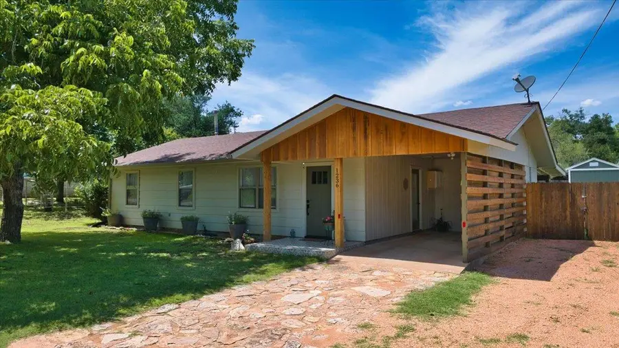 1236 Martin St, Mason, TX 76856 - #2