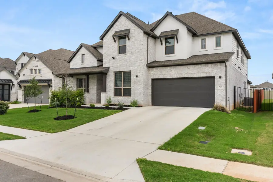 372 Hollister Dr, Liberty Hill, TX 78642 - #2