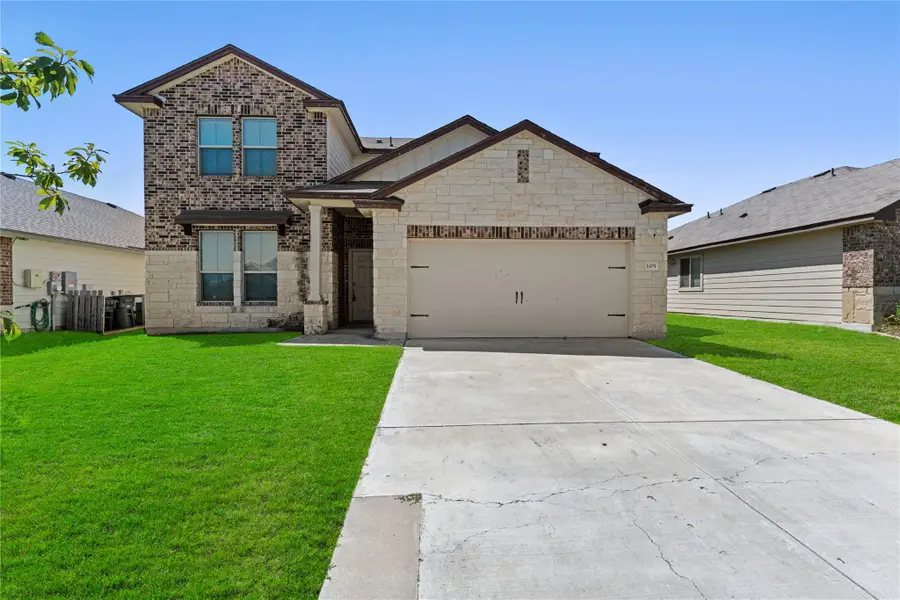 105 Green Jay Dr, Jarrell, TX 76537 - #2