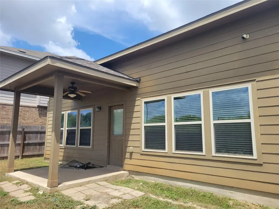 225 Shale Cir, Buda, TX 78610 - #3