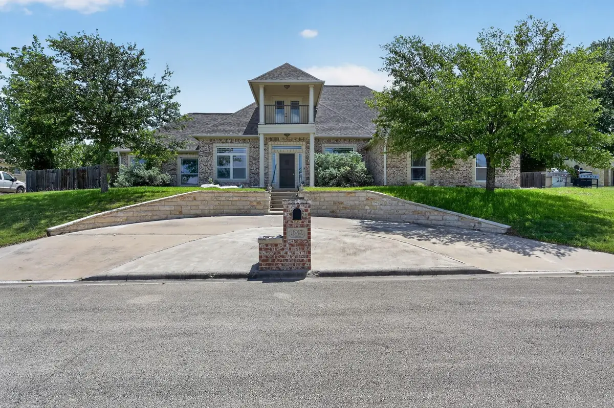 3917 Walden Creek Xing, Harker Heights, TX 76548 - #1