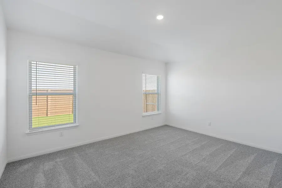 104 Paria Ct, Jarrell, TX 76537 - #3