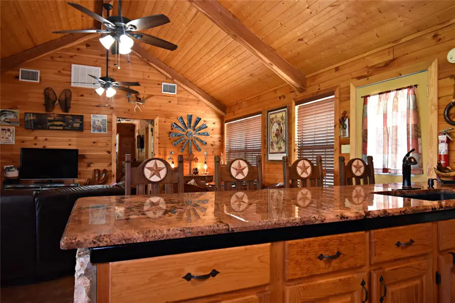 416 Canyon Oaks Dr, Concan, TX 78838 - Image #2