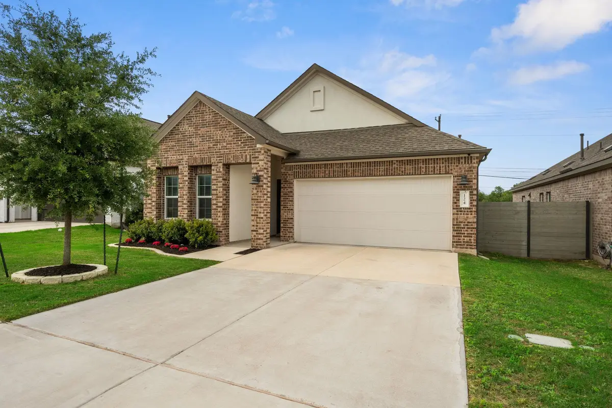 124 Flint Mountain Rd, Georgetown, TX 78628 - #1
