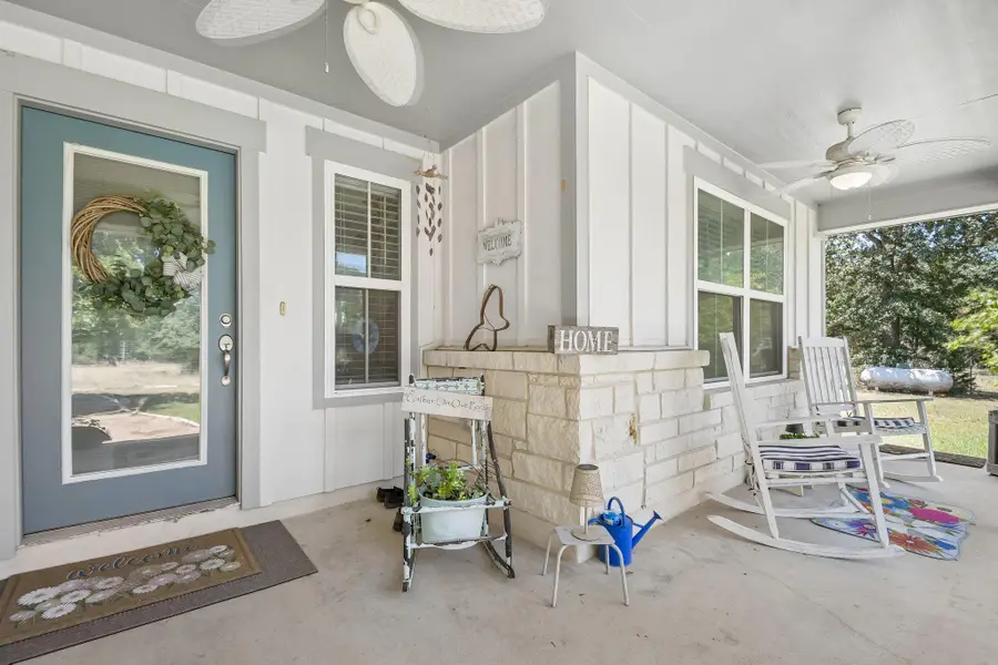 596 Pleasant Grove Loop, Elgin, TX 78621 - #3