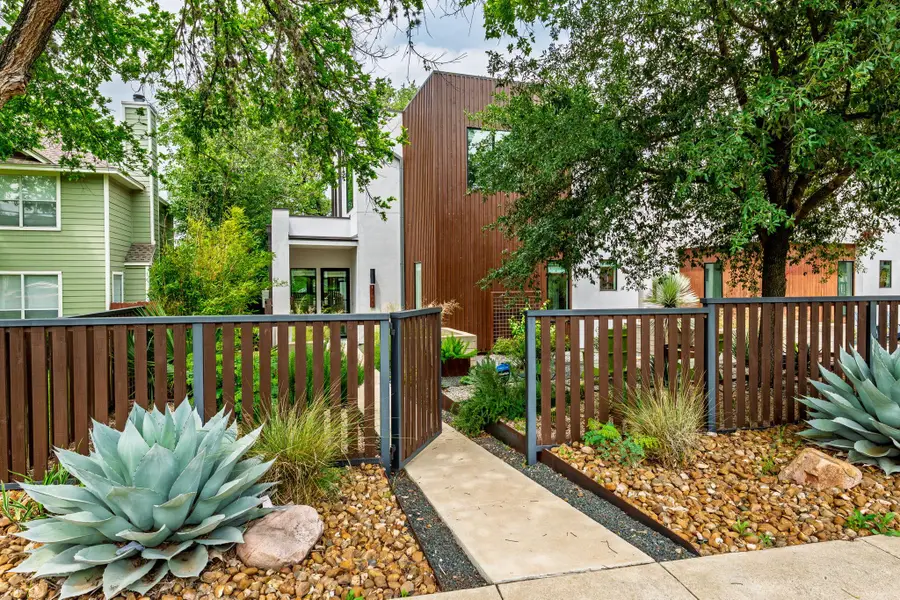 1704 S 5th St #B, Austin, TX 78704 - #2