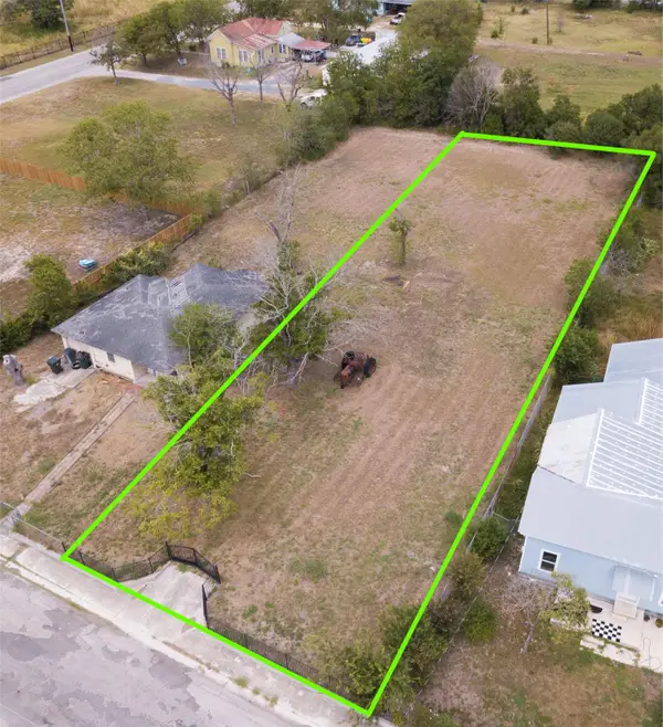 Lot 7 W Seideman St, Seguin, TX 78155