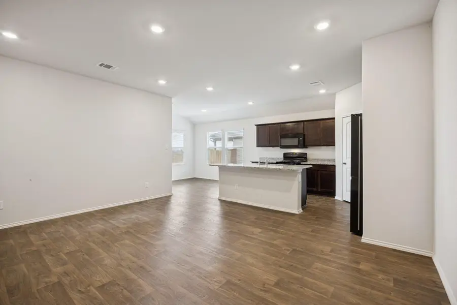 323 Shimmering Cv, San Marcos, TX 78666 - #3