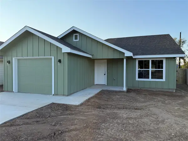 1710 E Avenue J Ave, Lampasas, TX 76550