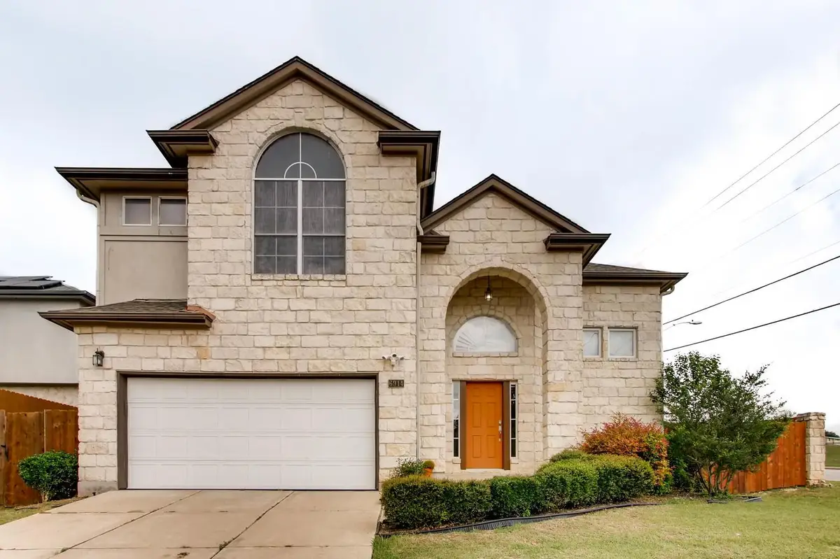6914 Thorncliffe Dr, Austin, TX 78731 - #1