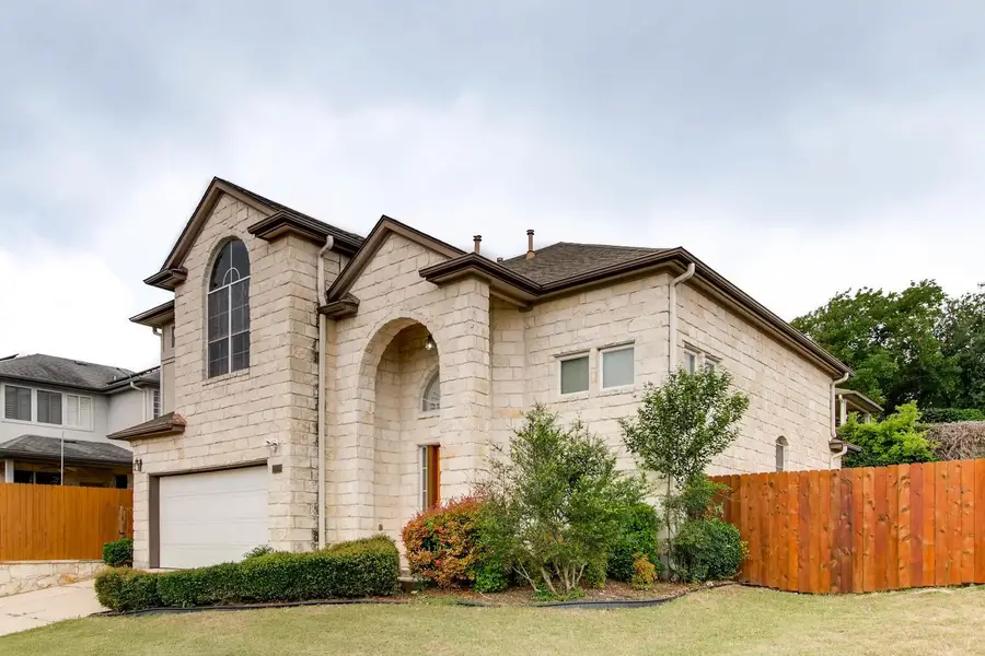 6914 Thorncliffe Dr, Austin, TX 78731 - #2
