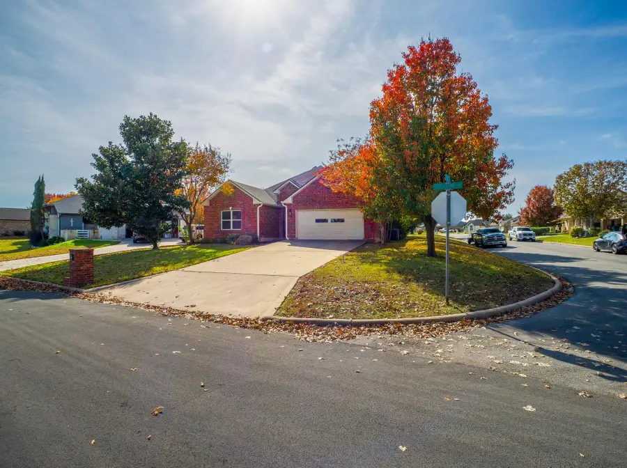 349 Firestone Dr, Marble Falls, TX 78654 - Image #3