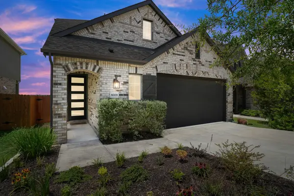 8009 Copper Prairie Bnd, Lago Vista, TX 78645