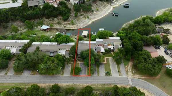 537 Venture Blvd S, Point Venture, TX 78645