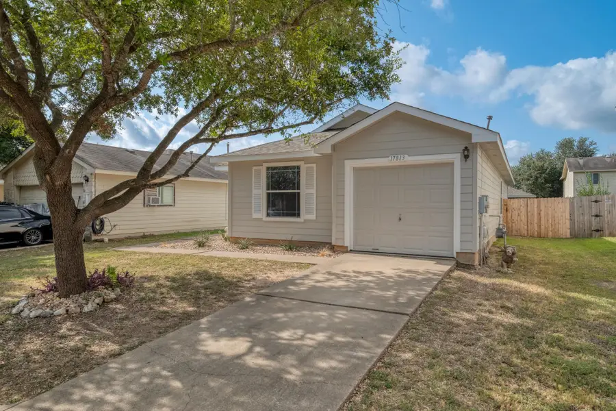 17813 Honey Locust Ln, Elgin, TX 78621 - #3