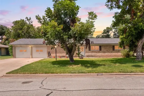 3302 Chisholm Trl, Temple, TX 76504