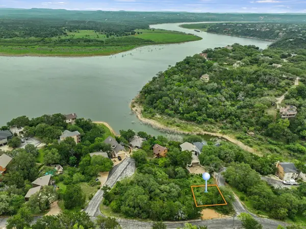 101 Center Cove Ii Loop, Spicewood, TX 78669