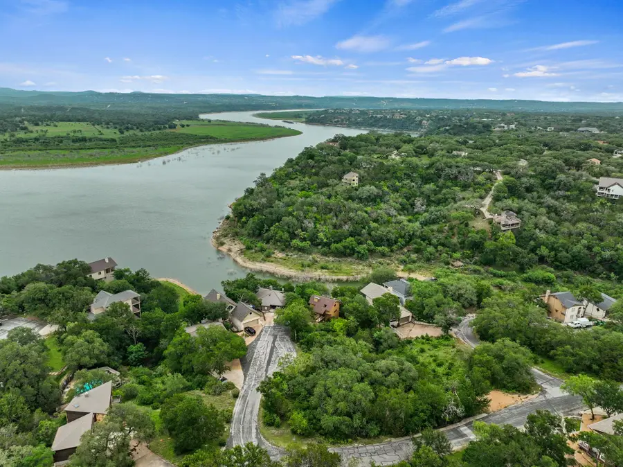 101 Center Cove Ii Loop, Spicewood, TX 78669 - #2