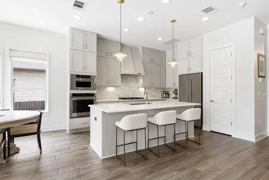 6909 Agrigento Dr, Austin, TX 78739 - #3