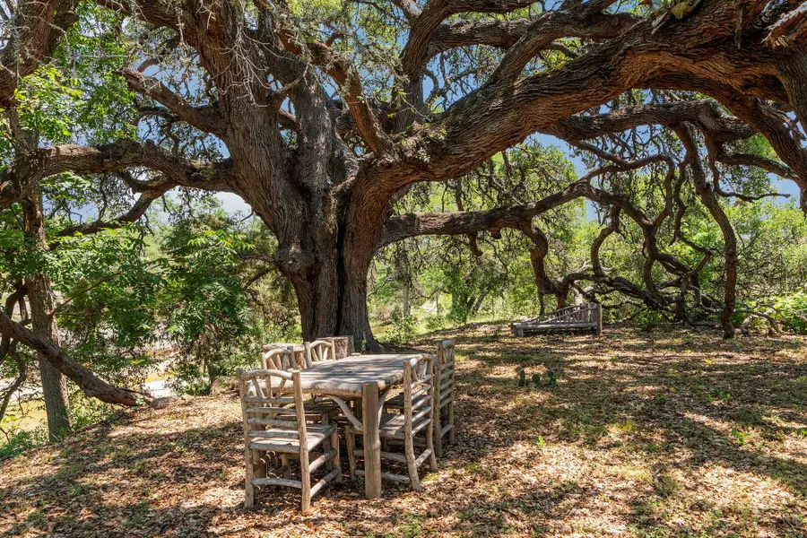 4073 Bell Springs Rd, Dripping Springs, TX 78620 - #3