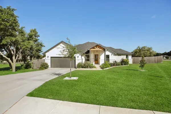 100 Colby Canyon Dr, Burnet, TX 78611