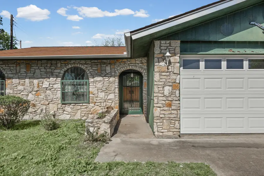 1204 Vapor Dr, Pflugerville, TX 78660 - #3
