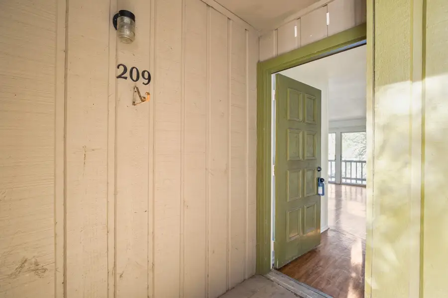 620 S 1st St #209, Austin, TX 78704 - Image #3