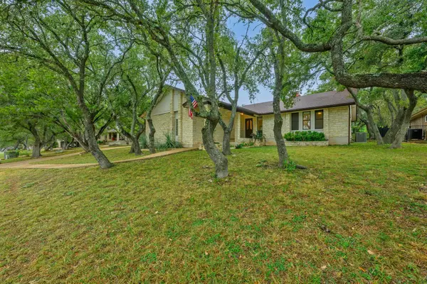 137 Long Wood Ave, Lakeway, TX 78734