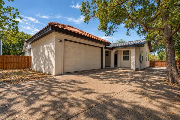 6707 Santos St, Austin, TX 78741