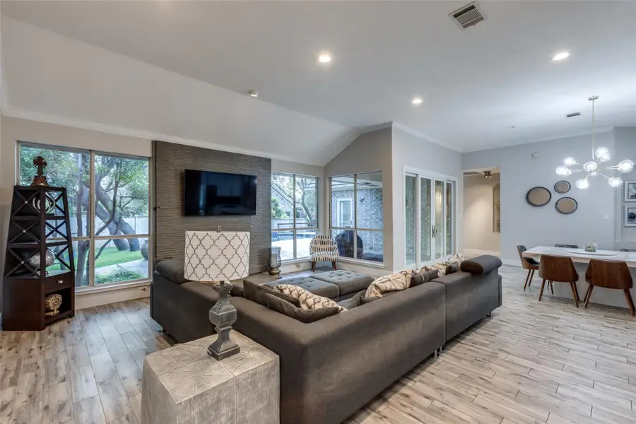 6 Stillmeadow Ct, The Hills, TX 78738 - #3