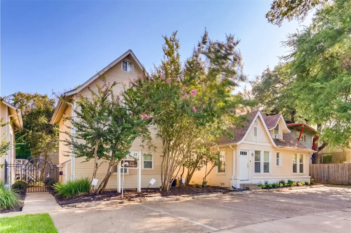 1110 W 22nd St #12, Austin, TX 78705 - #1