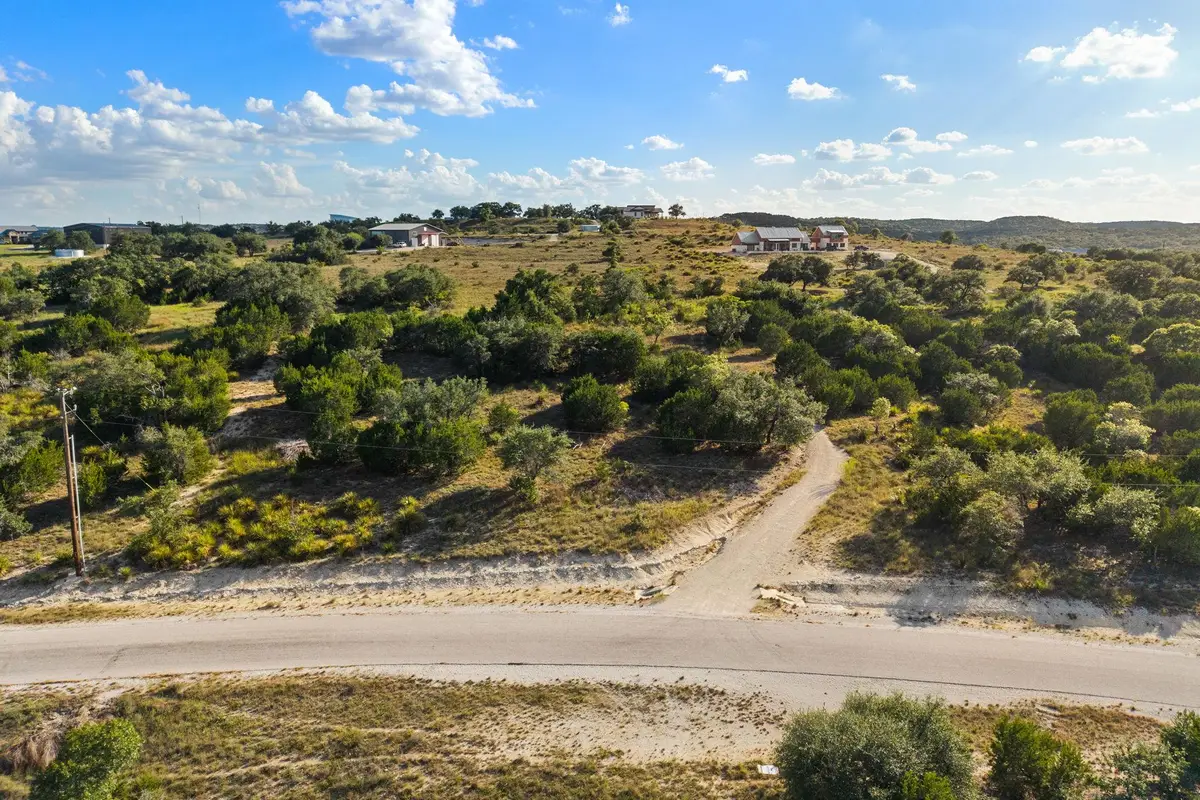1051 Lipan Apache Run, Blanco, TX 78606 - #1