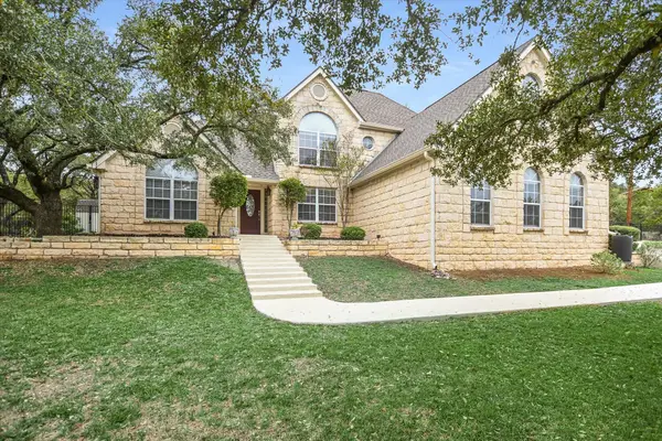 103 Live Oak Dr, Wimberley, TX 78676
