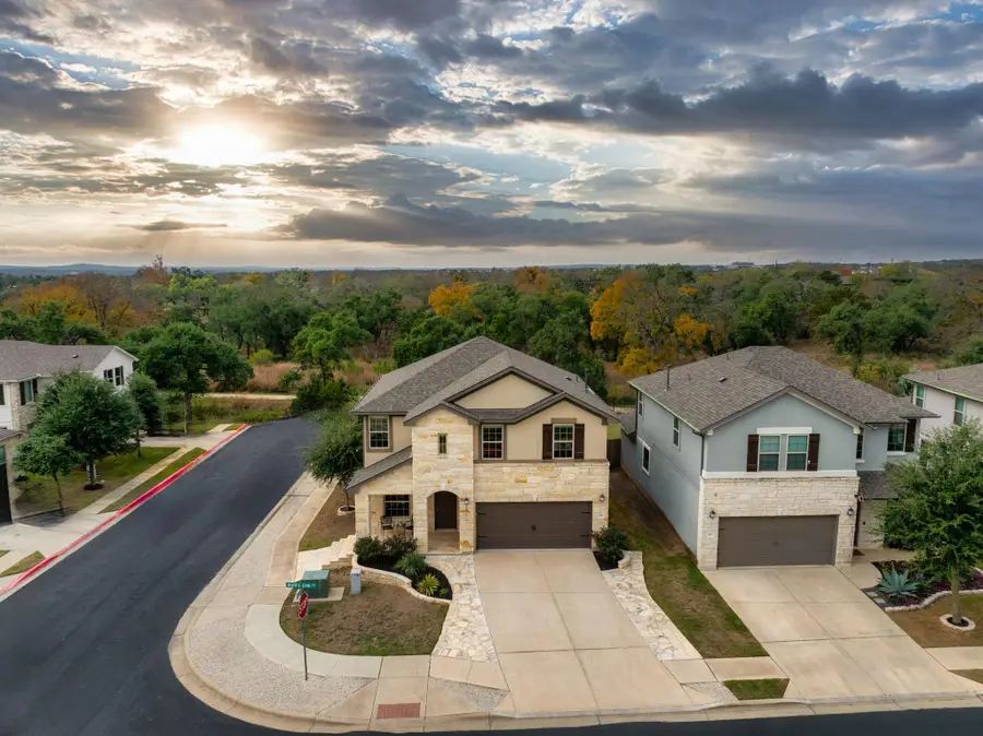 109 Hunts Link Rd, Dripping Springs, TX 78620 - Image #2