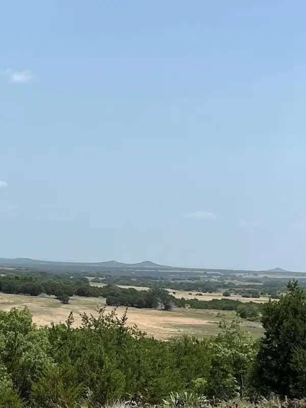 1580 County Road 2113 Rd, Lometa, TX 76853