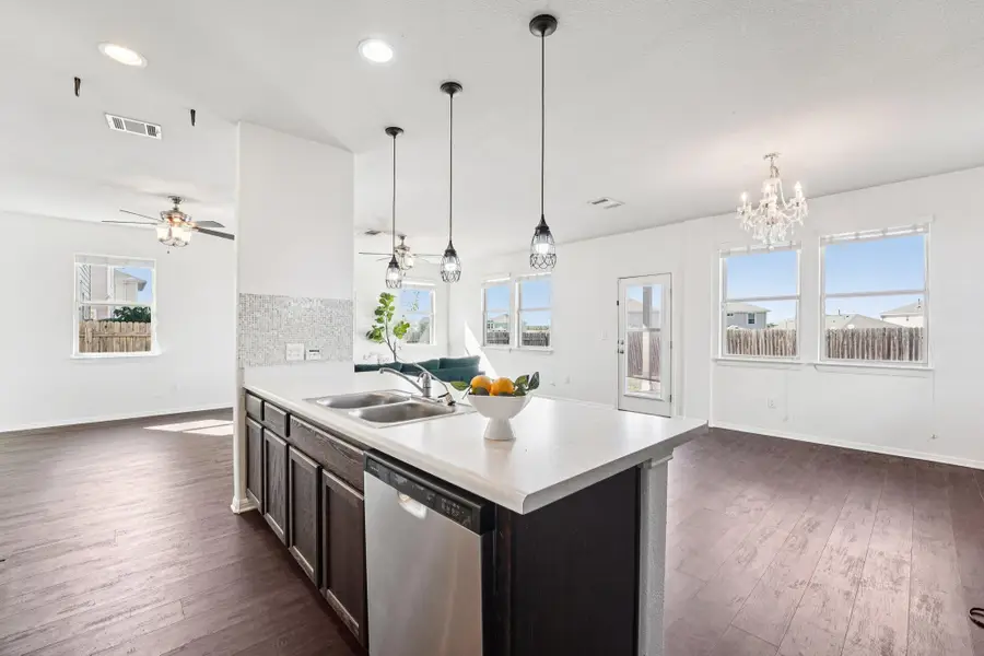 288 Triumph Rd, Buda, TX 78610 - Image #3