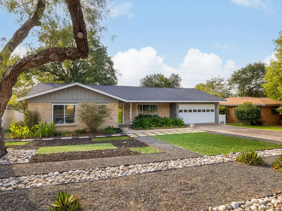 4710 Frontier Trl, Austin, TX 78745 - #2