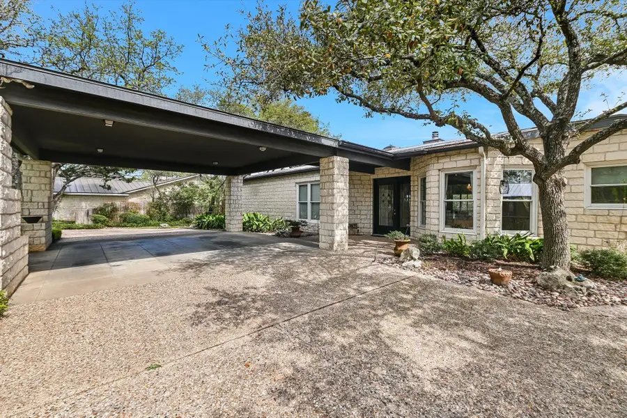 529 Buckeye Trl, West Lake Hills, TX 78746 - #3