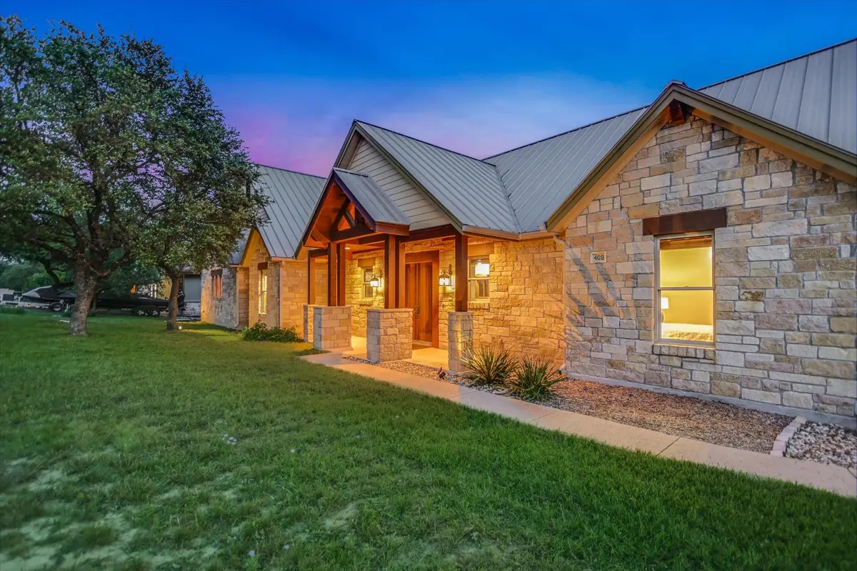 409 Venture Blvd S, Point Venture, TX 78645 - #1