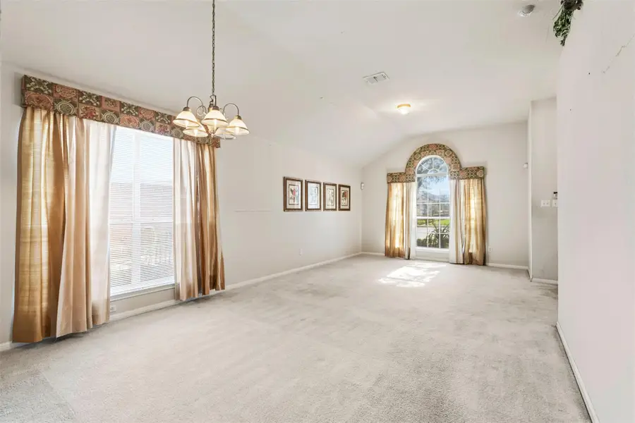 1156 Woodlands Dr, Kyle, TX 78640 - #2