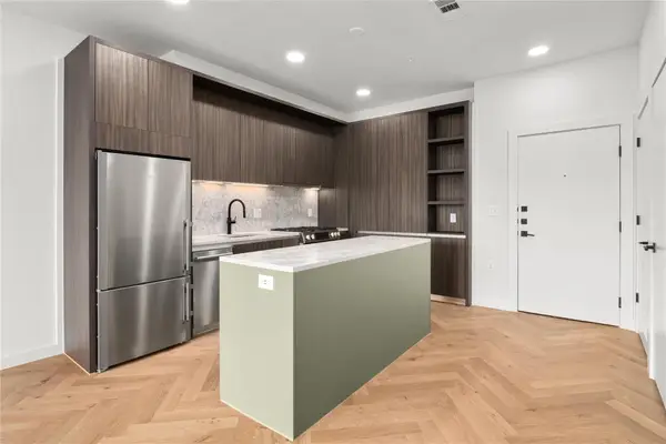 2209 S 1st St #311, Austin, TX 78704