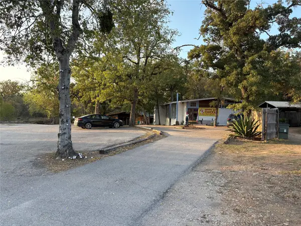 426 State Highway 21 W #A, Cedar Creek, TX 78612