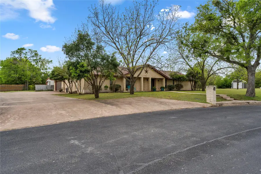217 Corder Ln, Burnet, TX 78611 - #2