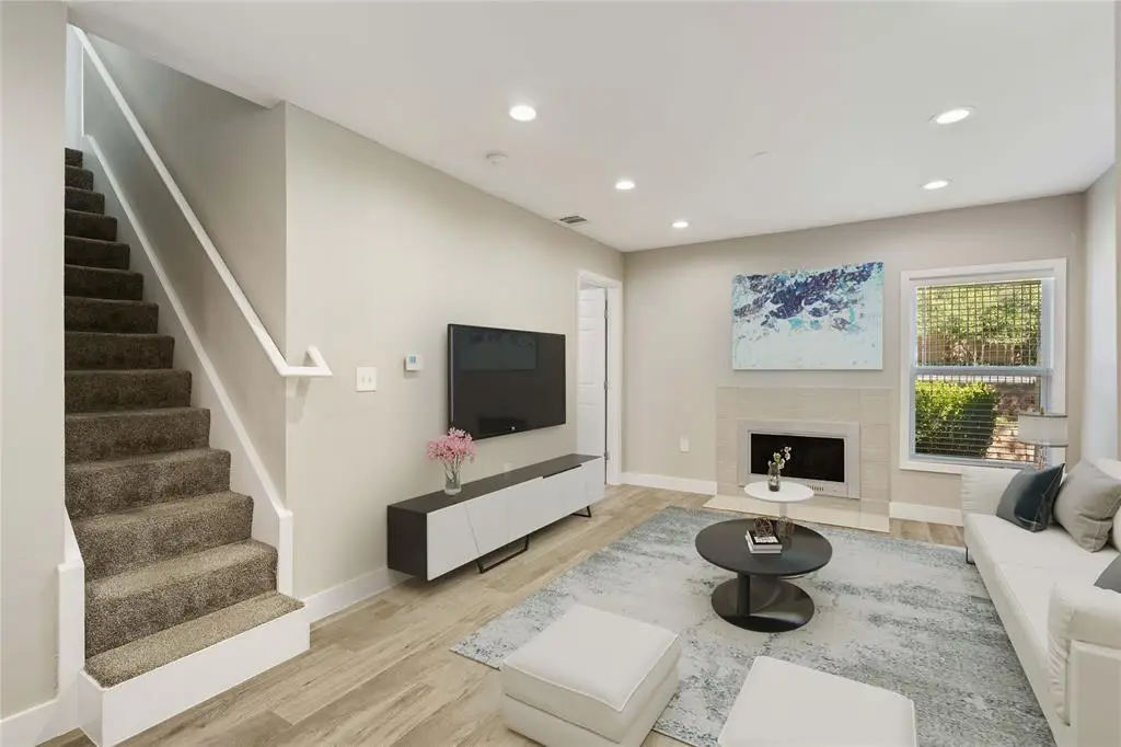 935 La Posada Dr #158, Austin, TX 78752 - #1